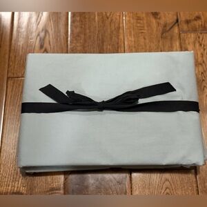 West Elm Organic Washed Cotton Percale Flat Sheet, King. Arctic Blue. Never used